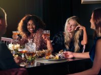 Dubbeldaten is ineens overal, en dit is waarom